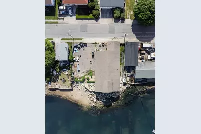 1510 Padanaram Ave, New Bedford, MA 02740 - Photo 16