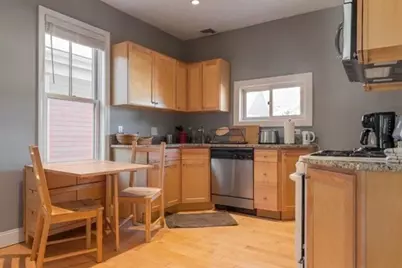 31 Fairmount Avenue #2, Cambridge, MA 02139 - Photo 2