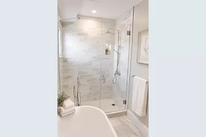 40 Evergreen Ave #one, Somerville, MA 02145 - Photo 6