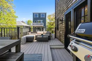 6 Woods Pl, Boston, MA 02129 - Photo 32