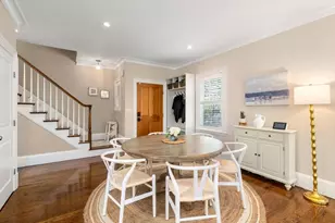 6 Woods Pl, Boston, MA 02129 - Photo 8