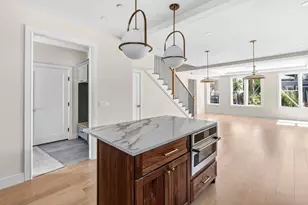 10 Khloe Ln, Northampton, MA 01060 - Photo 4
