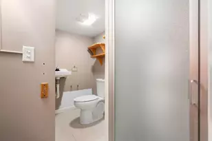 392 Poplar St, Boston, MA 02131 - Photo 22