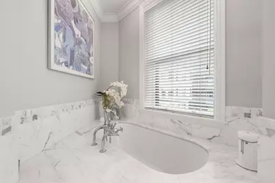 413-415 Commonwealth Ave #5, Boston, MA 02215 - Photo 18