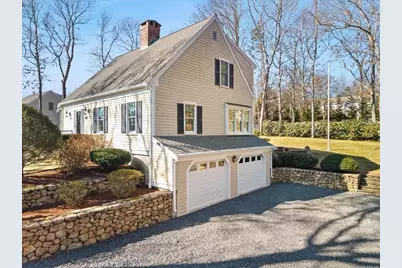 47 Peach Tree Rd, Barnstable, MA 02648 - Photo 2
