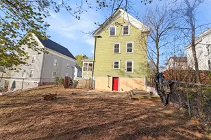 26 Arlington St, Amesbury, MA 01913 - Photo 4