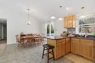 19 Fairfield Dr, Dudley, MA 01571 - Photo 12