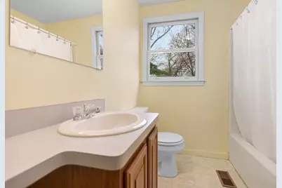 15 Stillwater Rd, Methuen, MA 01844 - Photo 14