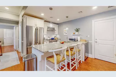 616 E 4th St #105, Boston, MA 02127 - Photo 10
