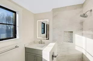 12 Roosevelt Pl, Newburyport, MA 01950 - Photo 34