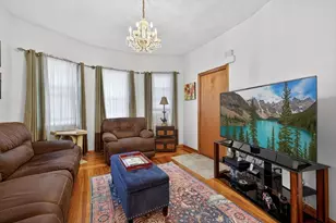 19 Bradford St, Everett, MA 02149 - Photo 4