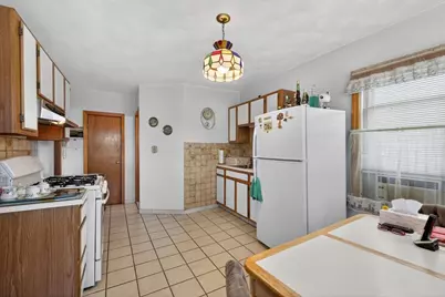 19 Bradford St, Everett, MA 02149 - Photo 32