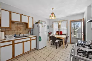 19 Bradford St, Everett, MA 02149 - Photo 30