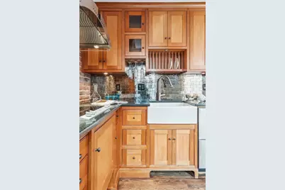 61 Revere Street #3, Boston, MA 02114 - Photo 6