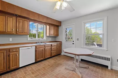 15 Breezy Green Rd, Leicester, MA 01524 - Photo 12