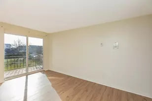 426 Pleasant St, Malden, MA 02148 - Photo 6