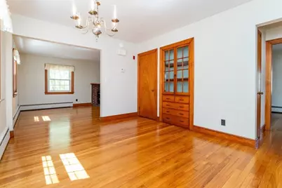 90 Walnut St, Walpole, MA 02081 - Photo 8
