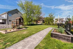 517 Pearse Rd, Swansea, MA 02777 - Photo 32