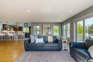 517 Pearse Rd, Swansea, MA 02777 - Photo 8