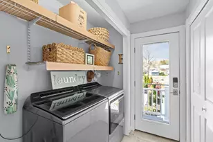 517 Pearse Rd, Swansea, MA 02777 - Photo 12