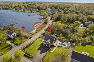 517 Pearse Rd, Swansea, MA 02777 - Photo 2