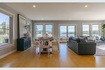 517 Pearse Rd, Swansea, MA 02777 - Photo 6
