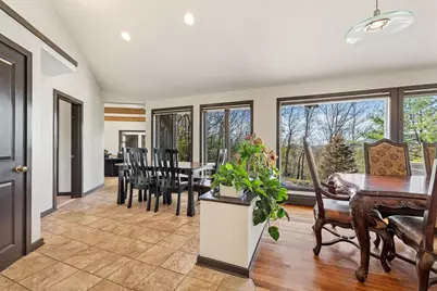 35 Hickory Dr, Worcester, MA 01609 - Photo 20