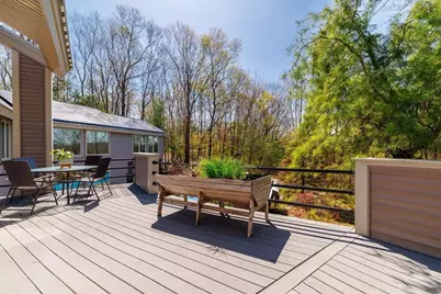 35 Hickory Dr, Worcester, MA 01609 - Photo 38