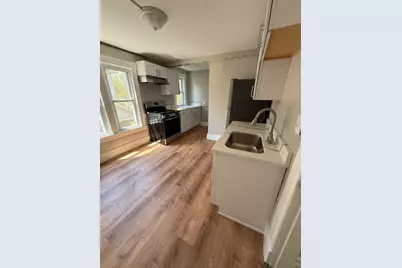 108 Alden St, Springfield, MA 01109 - Photo 10
