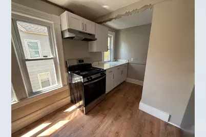 108 Alden St, Springfield, MA 01109 - Photo 14