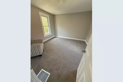 108 Alden St, Springfield, MA 01109 - Photo 18