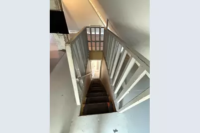 108 Alden St, Springfield, MA 01109 - Photo 28