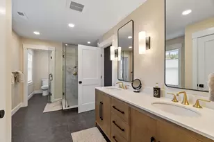 8 Brown Ave, Newburyport, MA 01950 - Photo 20
