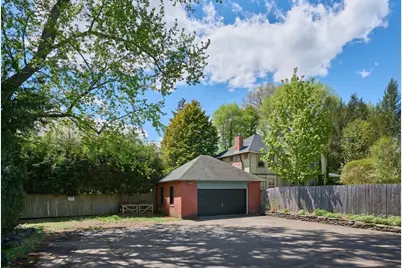 296 Elm St, Northampton, MA 01060 - Photo 10