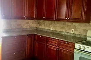 119 Brown St, Waltham, MA 02453 - Photo 6