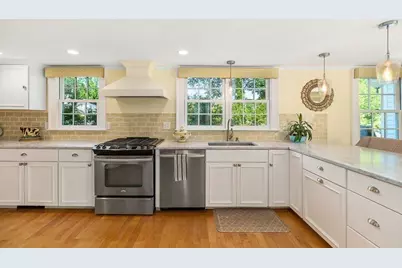 18 Union Street, Manchester by the Sea, MA 01944 - Photo 8