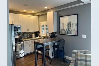 149 G St #1, Boston, MA 02127 - Photo 2