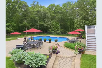 10 Briarwood Circle, Douglas, MA 01516 - Photo 36