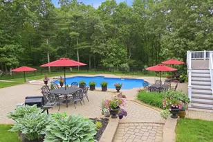 10 Briarwood Cir, Douglas, MA 01516 - Photo 36