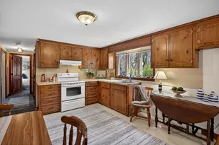 42 Diane Ave, Yarmouth, MA 02664 - Photo 10