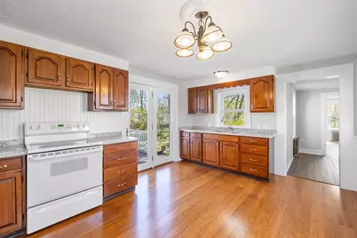 10 Highland St, Spencer, MA 01562 - Photo 4