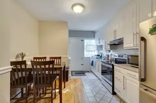 322 Brookline St, Cambridge, MA 02139 - Photo 2