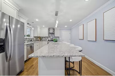 305 Lynn St, Malden, MA 02148 - Photo 4