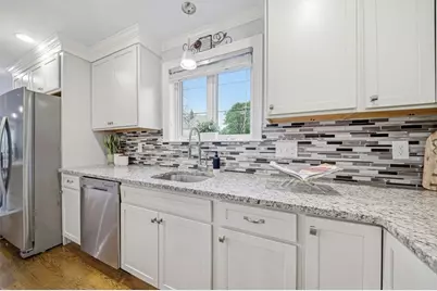 305 Lynn St, Malden, MA 02148 - Photo 18