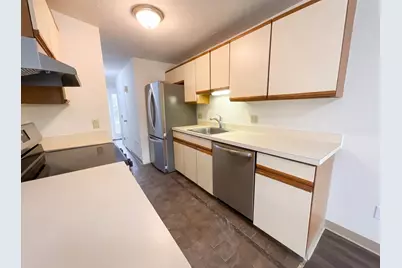 20 Lordvale Blvd #202, Grafton, MA 01536 - Photo 2