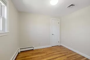 160 Ravenswood Rd, Waltham, MA 02453 - Photo 12