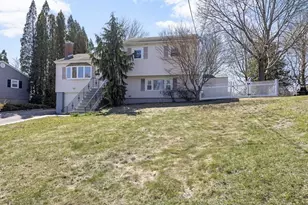 160 Ravenswood Rd, Waltham, MA 02453 - Photo 30