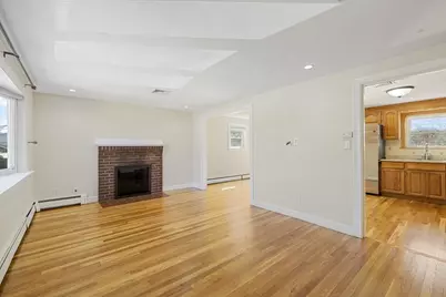 160 Ravenswood Road, Waltham, MA 02453 - Photo 8