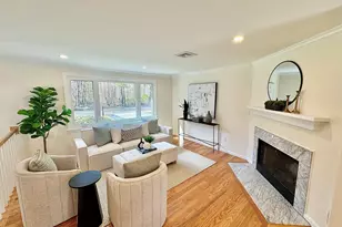 362 Center St, Hanover, MA 02339 - Photo 16