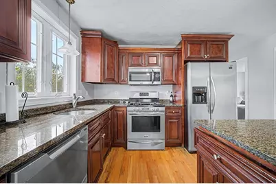 23 Gammon St, Brockton, MA 02301 - Photo 6